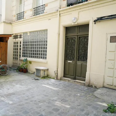 Bright Studio Near The Canal Saint Martin Apartmán *
